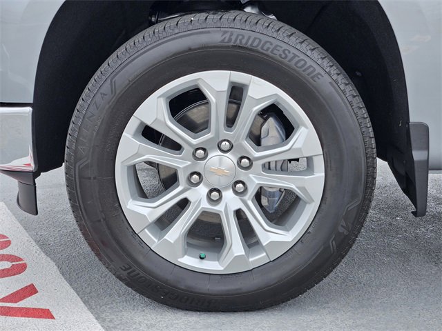 Used 2025 Chevrolet Silverado 1500 LTZ image 10