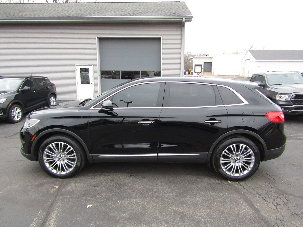Used 2018 Lincoln MKX Reserve w/ Lincoln MKX Climate Package AWD/4WD image 2