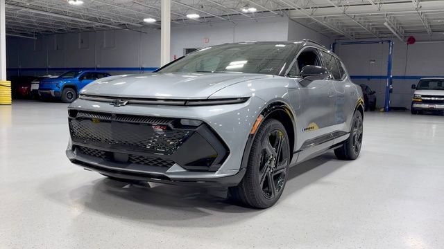 New 2026 Chevrolet Equinox EV RS FWD image 19