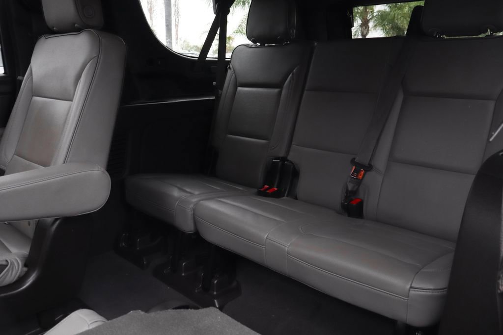 Used 2021 GMC Yukon XL SLT w/ SLT Premium Package image 47