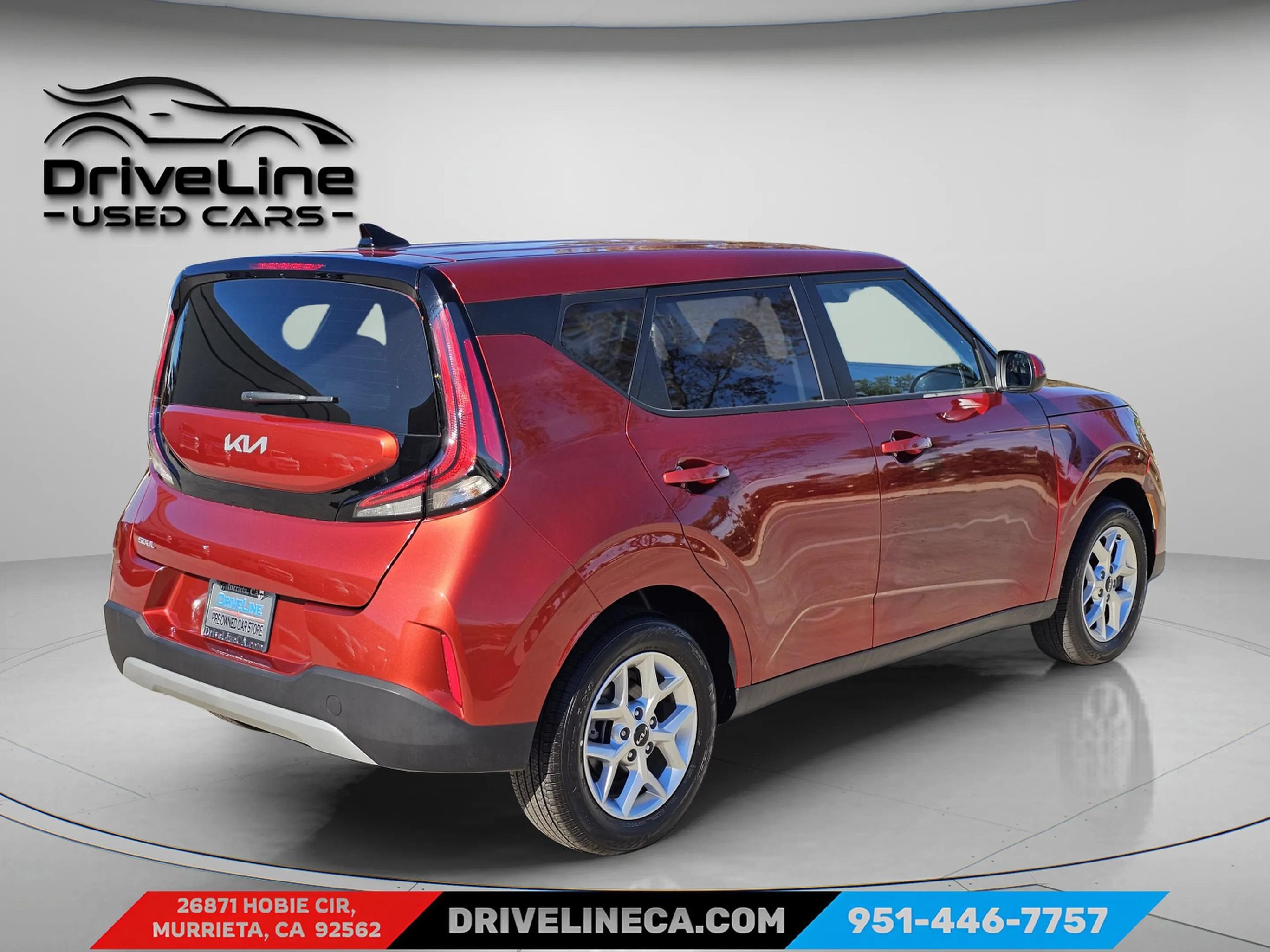 Used 2025 Kia Soul LX w/ LX Technology Package FWD image 10