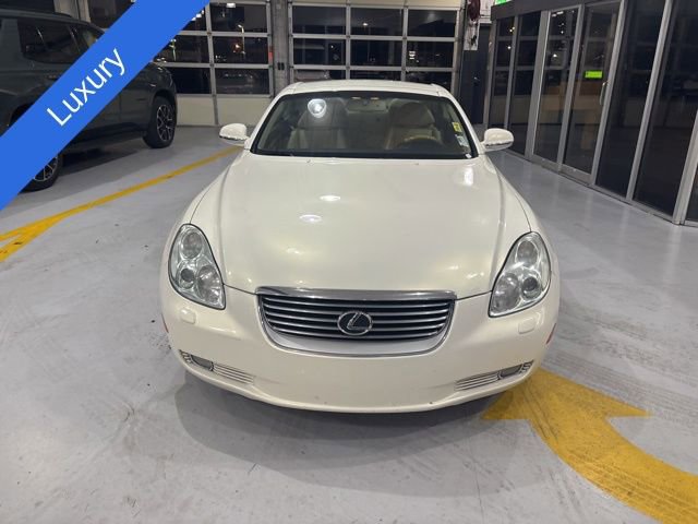 Used 2004 Lexus SC 430 Convertible image 2