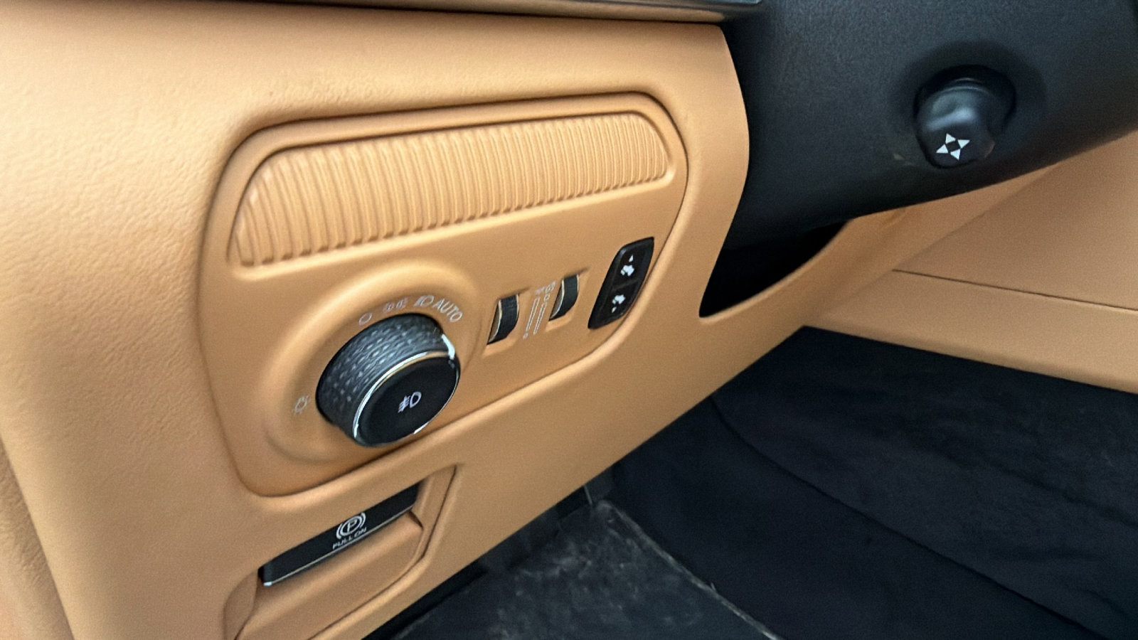Used 2025 Jeep Grand Wagoneer Series III w/ Rear Seat Video Group 1 AWD/4WD image 29