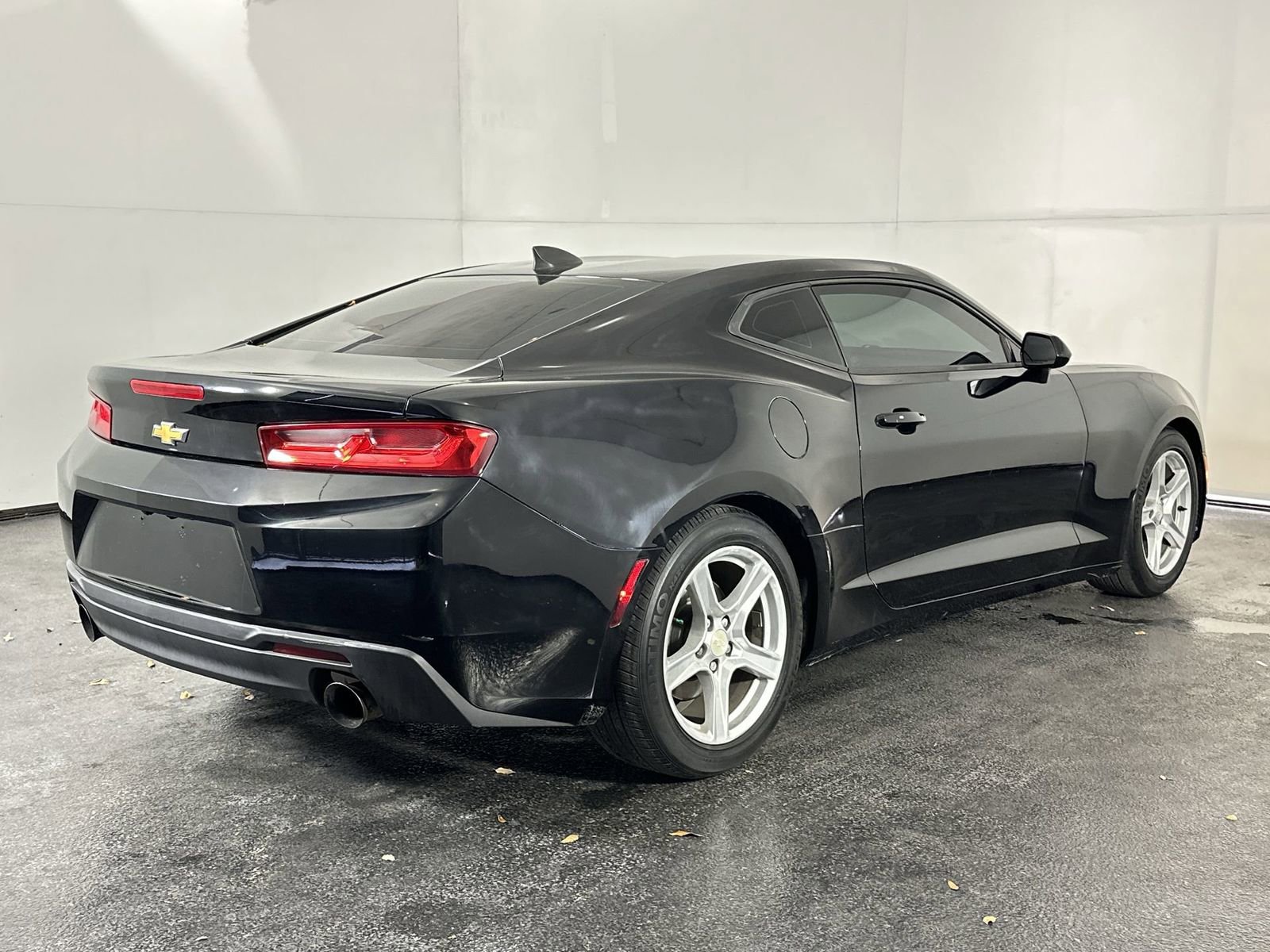 Used 2017 Chevrolet Camaro LT image 11