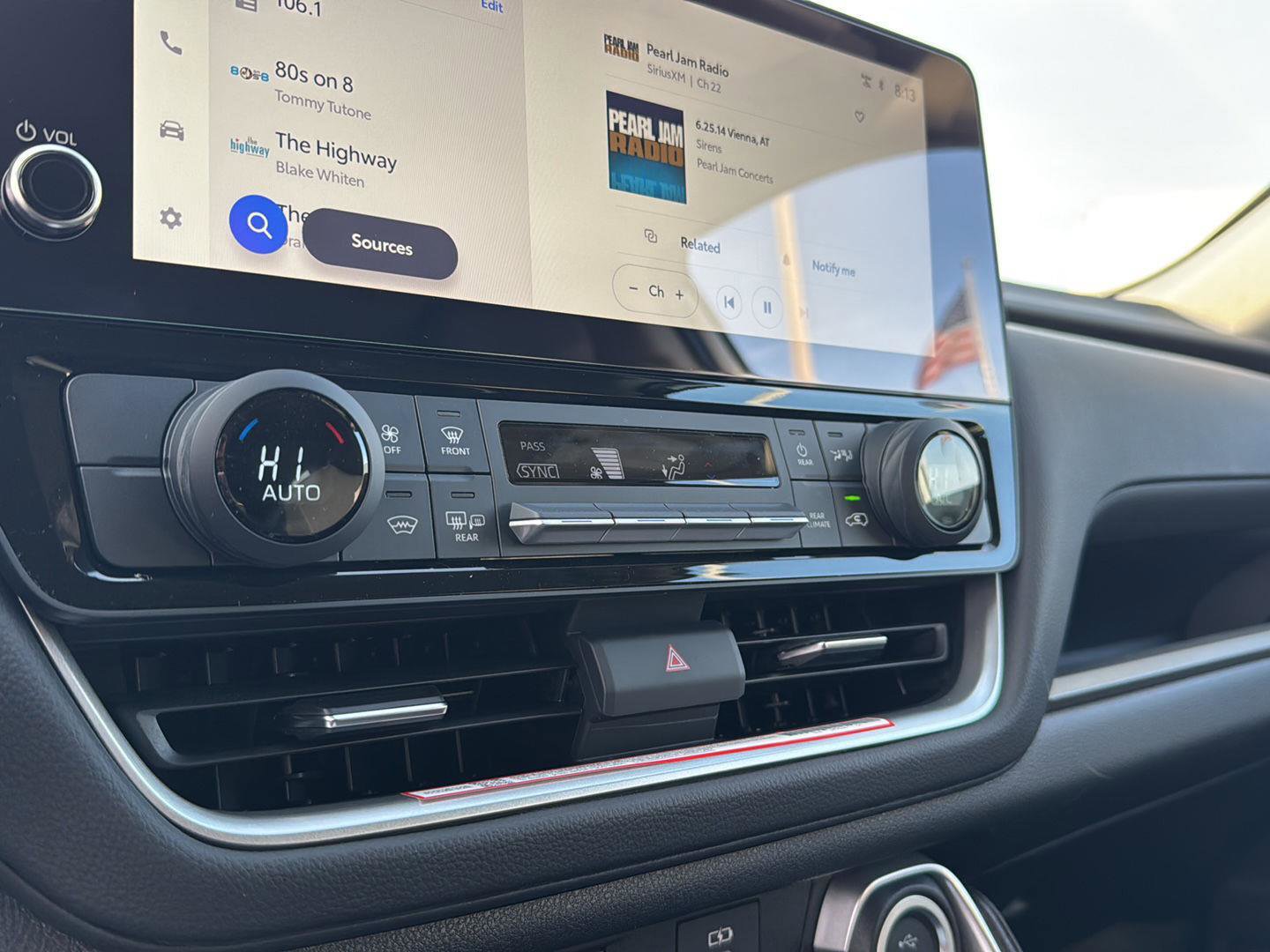 New 2026 Toyota Grand Highlander AWD Hybrid image 22