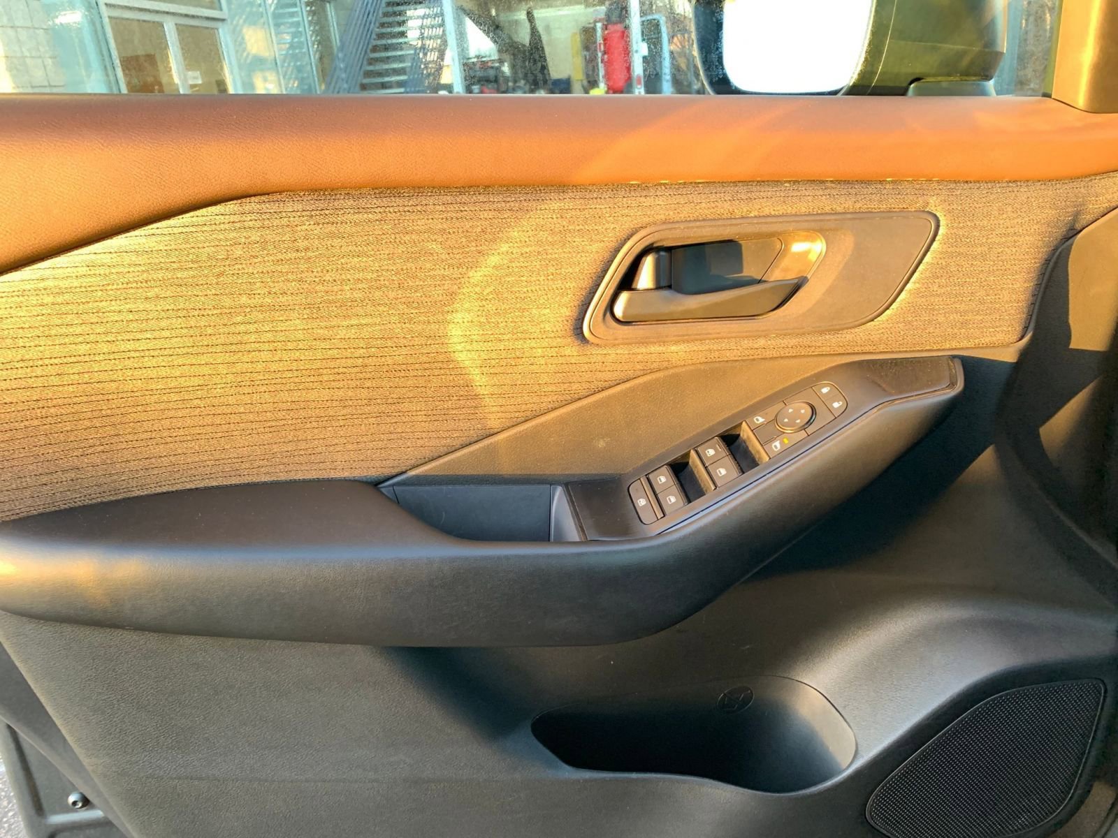 Used 2023 Nissan Rogue S image 20