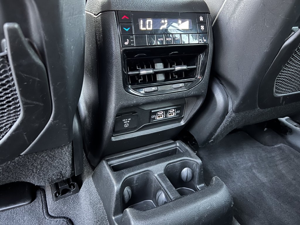 Used 2021 Jeep Grand Cherokee L Limited AWD/4WD image 13