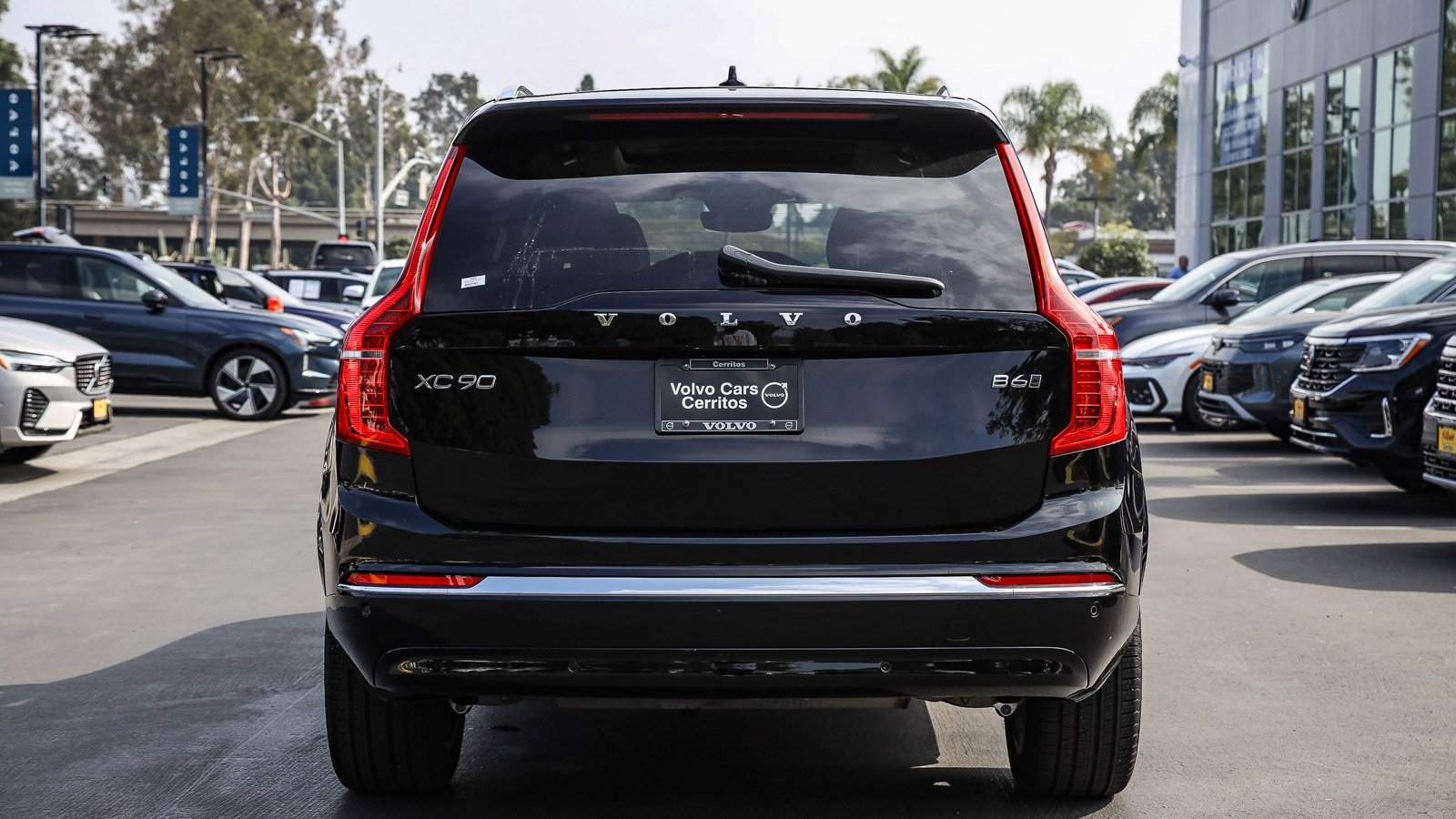 Used 2025 Volvo XC90 B6 Ultra image 10