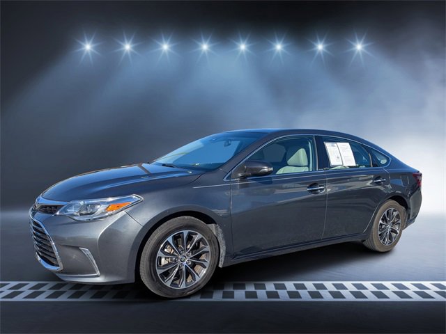 Used 2018 Toyota Avalon XLE Premium image 7