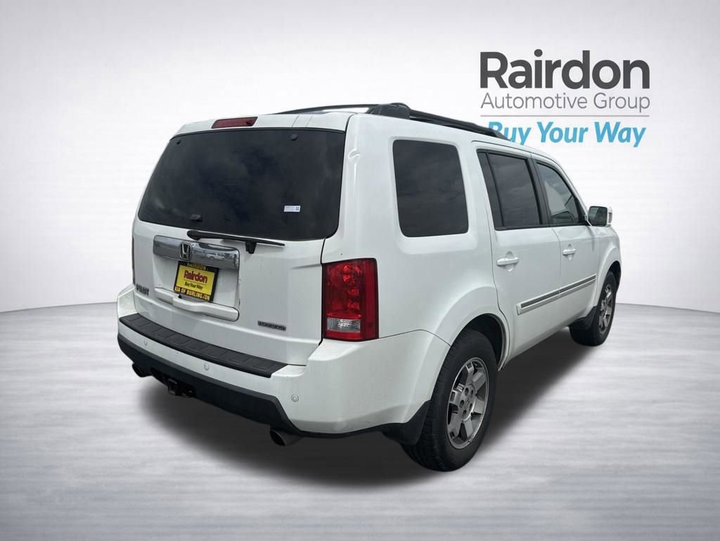 Used 2010 Honda Pilot Touring image 3
