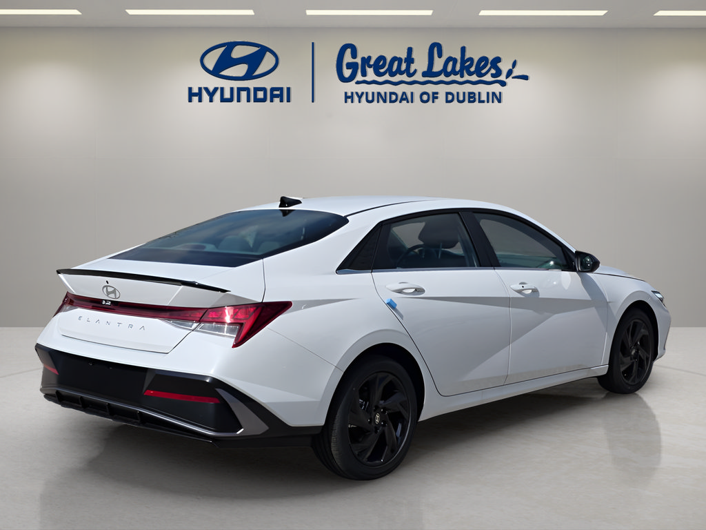 New 2026 Hyundai Elantra SEL Sport Premium FWD image 5
