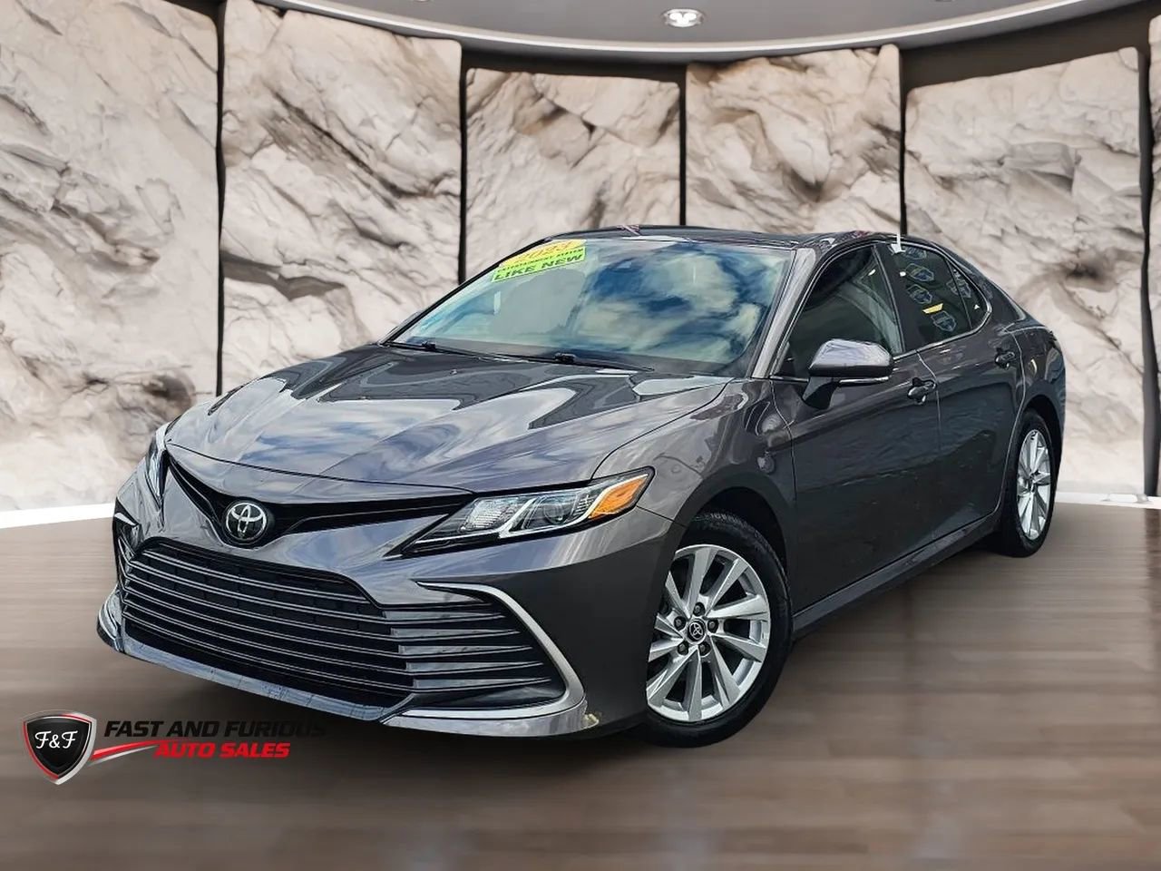 Used 2023 Toyota Camry LE FWD image 3