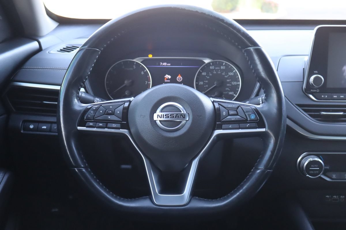 Used 2019 Nissan Altima 2.5 SV FWD image 18