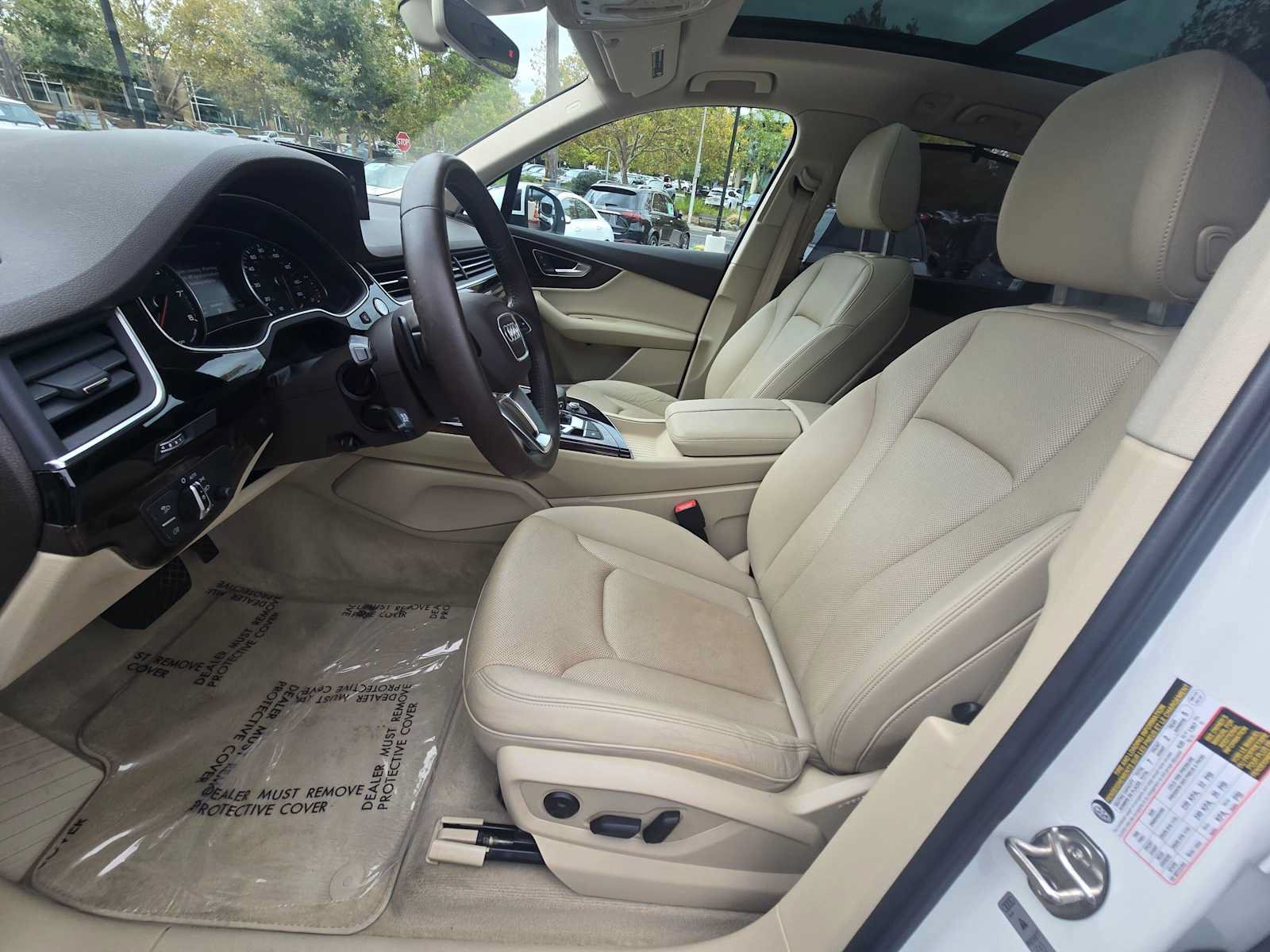 Used 2017 Audi Q7 3.0T Premium Plus AWD/4WD image 25