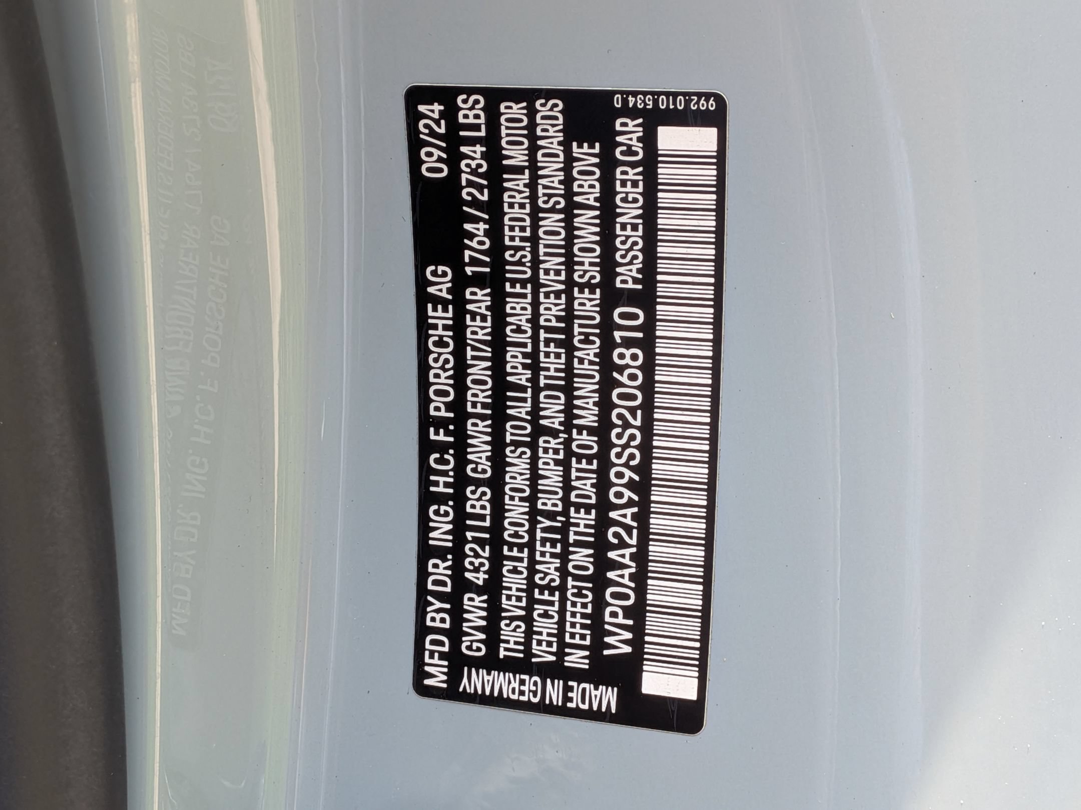 Certified 2025 Porsche 911 Carrera RWD image 39