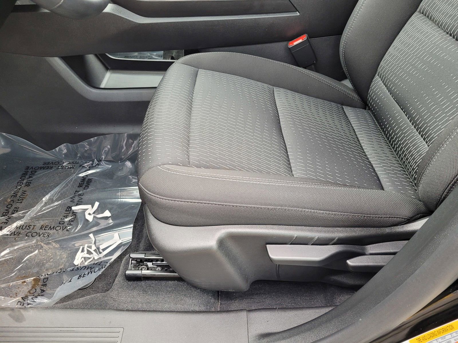 Used 2025 Chevrolet Equinox LT image 23