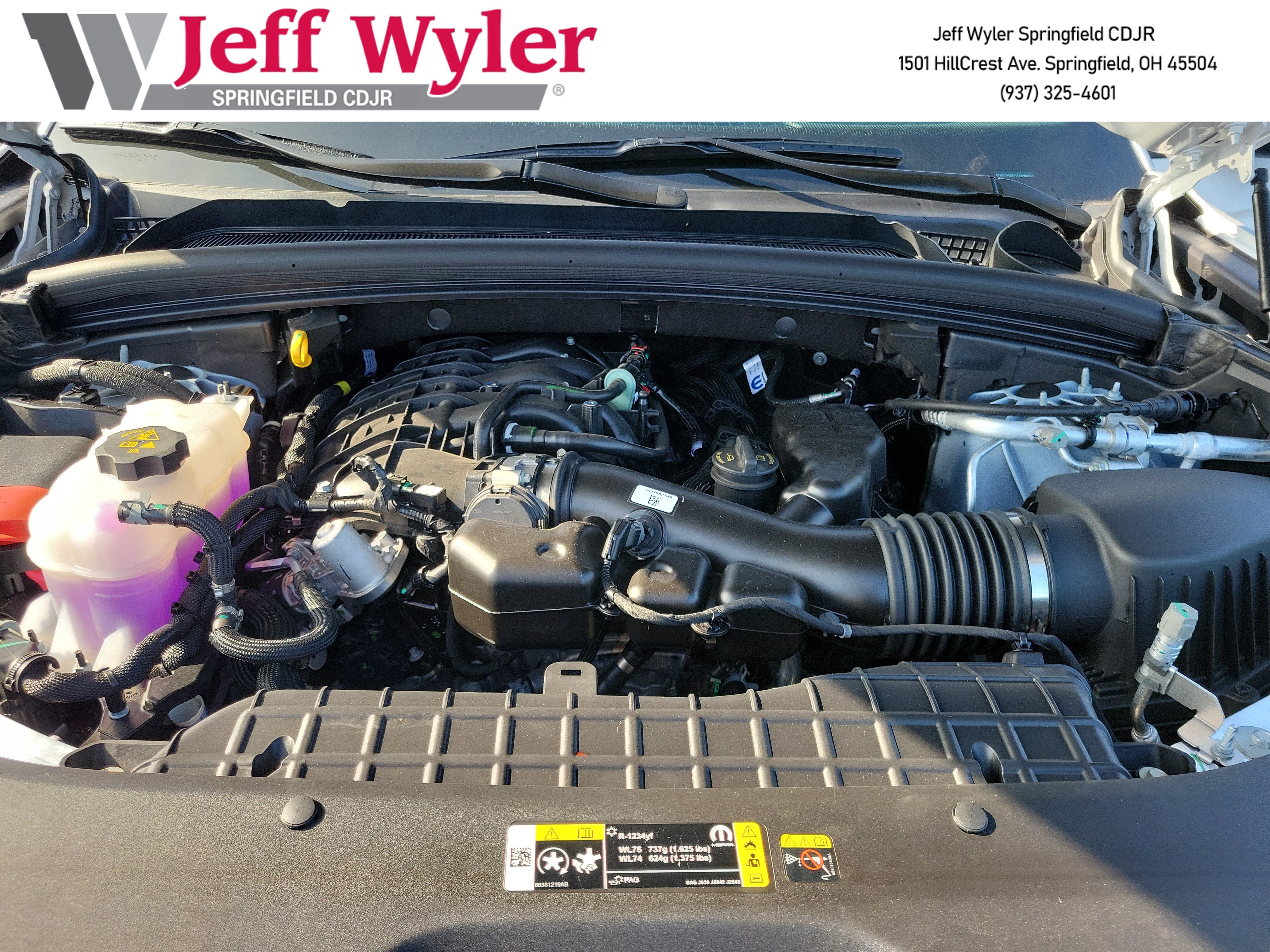 New 2026 Jeep Grand Cherokee Laredo AWD/4WD image 17