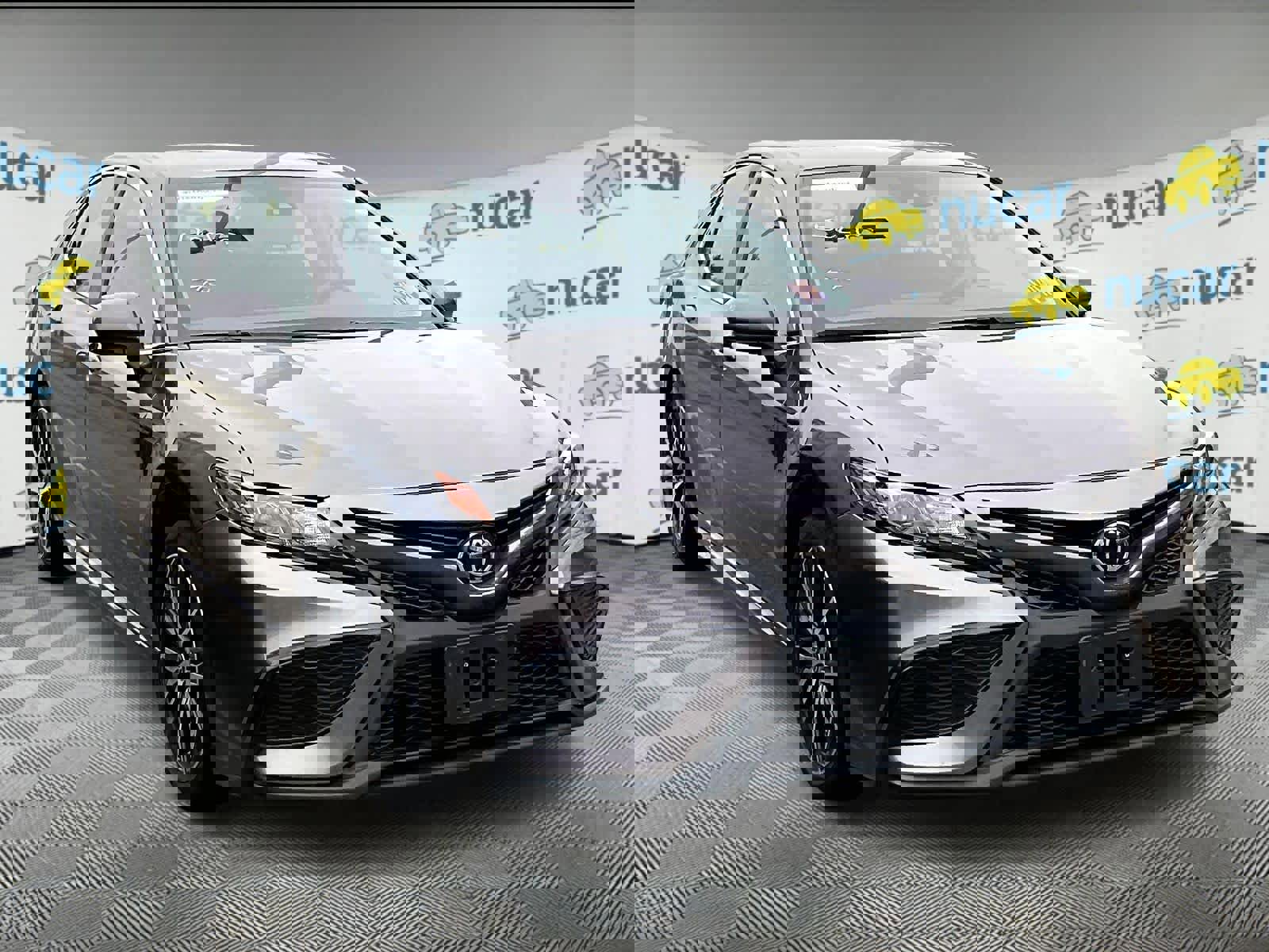 Used 2024 Toyota Camry SE image 1