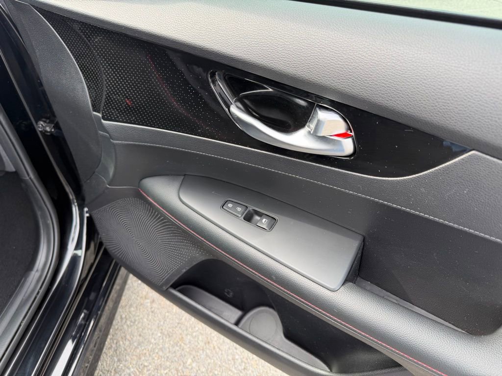 Used 2021 Kia Forte GT image 30