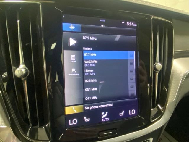 Used 2022 Volvo S60 T8 R-Design AWD/4WD image 20