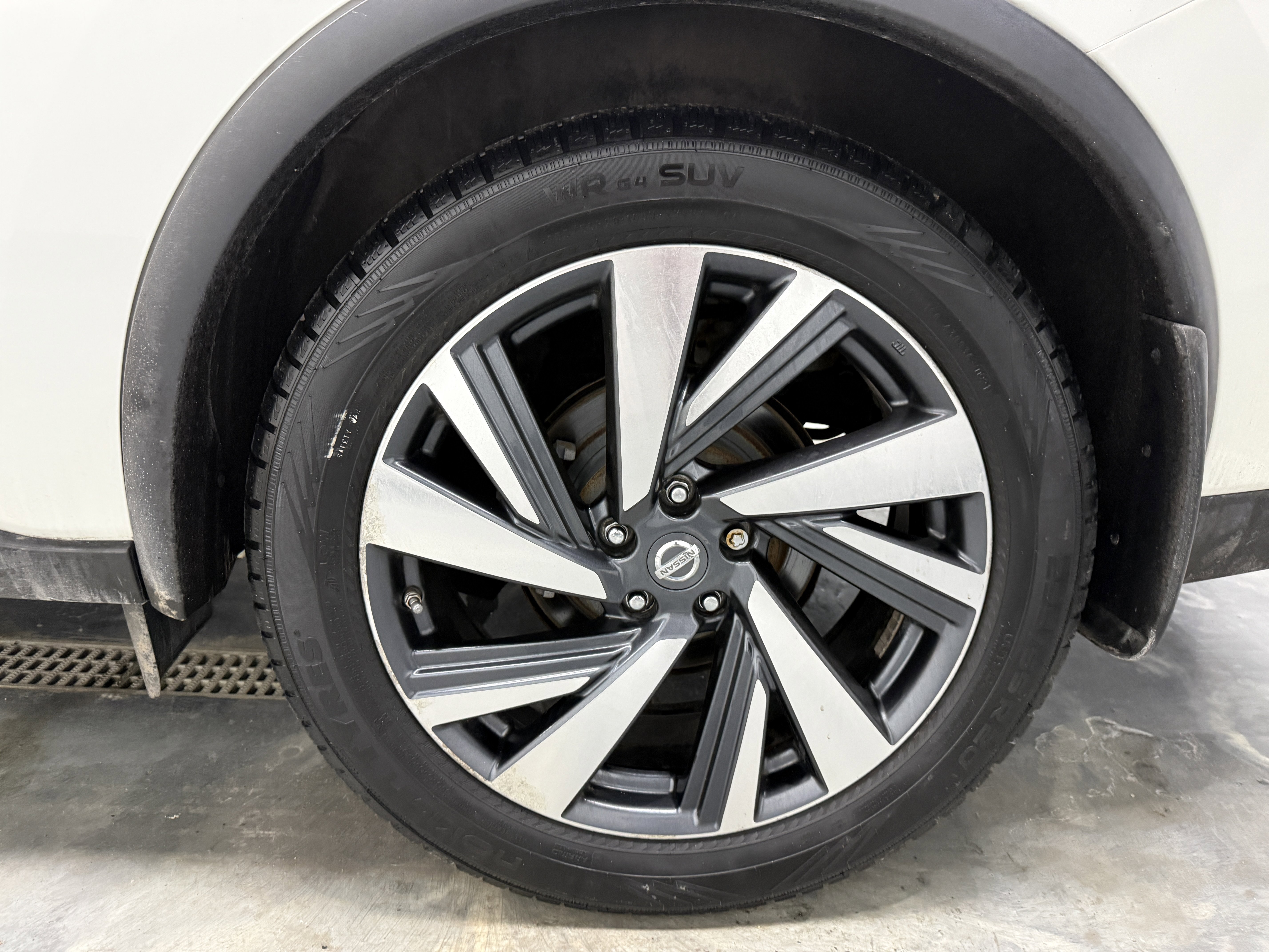 Used 2017 Nissan Murano Platinum image 28