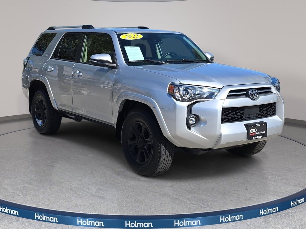 Used 2023 Toyota 4Runner SR5 Premium w/ Moonroof Package RWD image 4