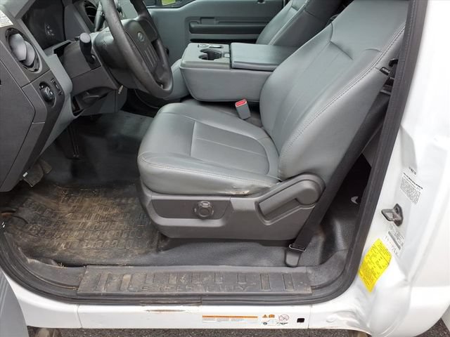 Used 2012 Ford F550 4x4 Regular Cab Super Duty w/ Payload Upgrade Pkg image 18