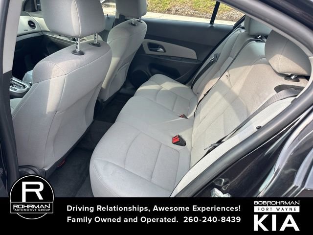 Used 2015 Chevrolet Cruze LT image 11