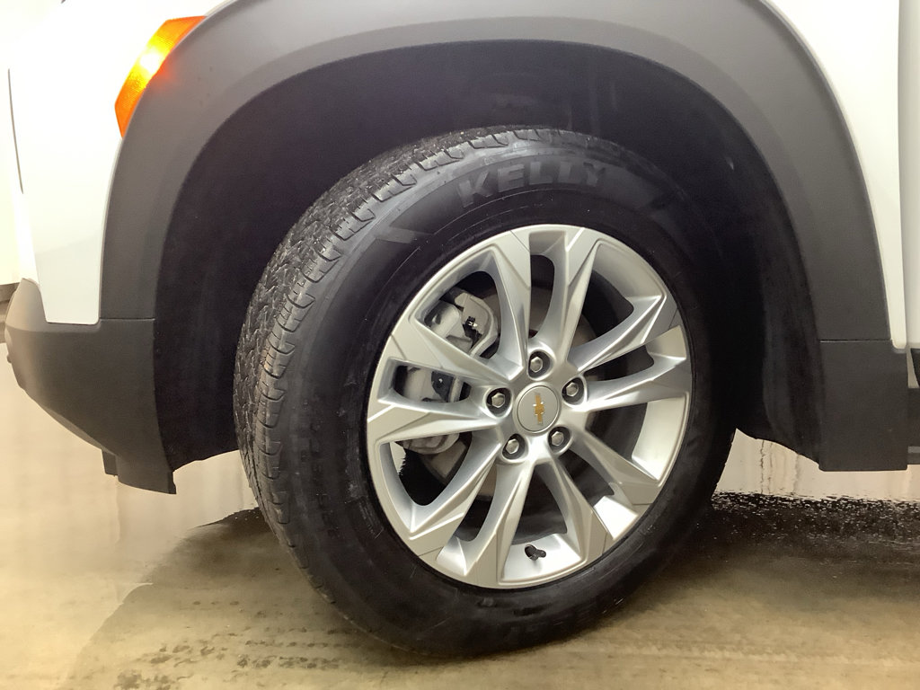 Used 2022 Chevrolet TrailBlazer LS FWD image 25