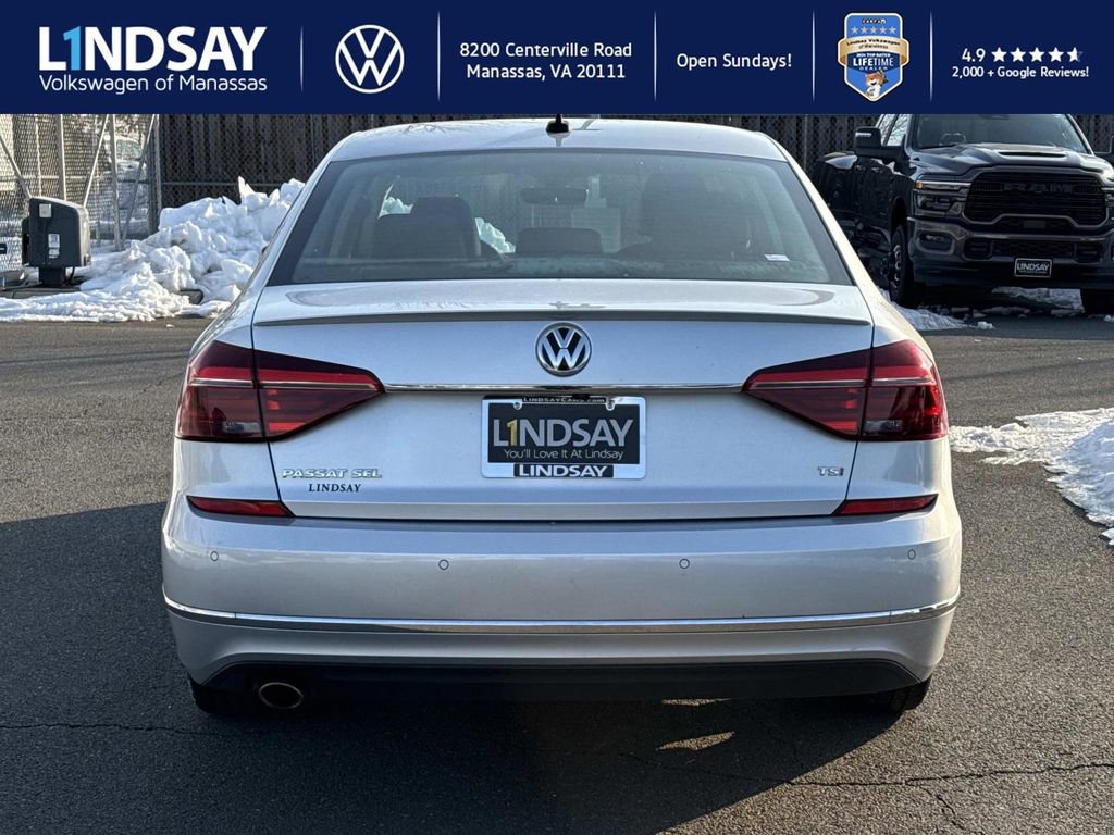 Used 2018 Volkswagen Passat 2.0T SEL Premium image 3