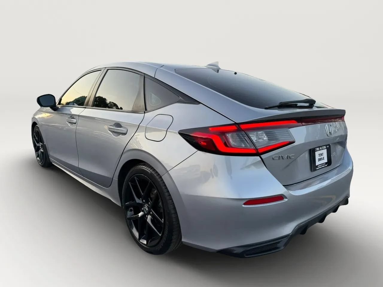 Used 2024 Honda Civic Sport image 4