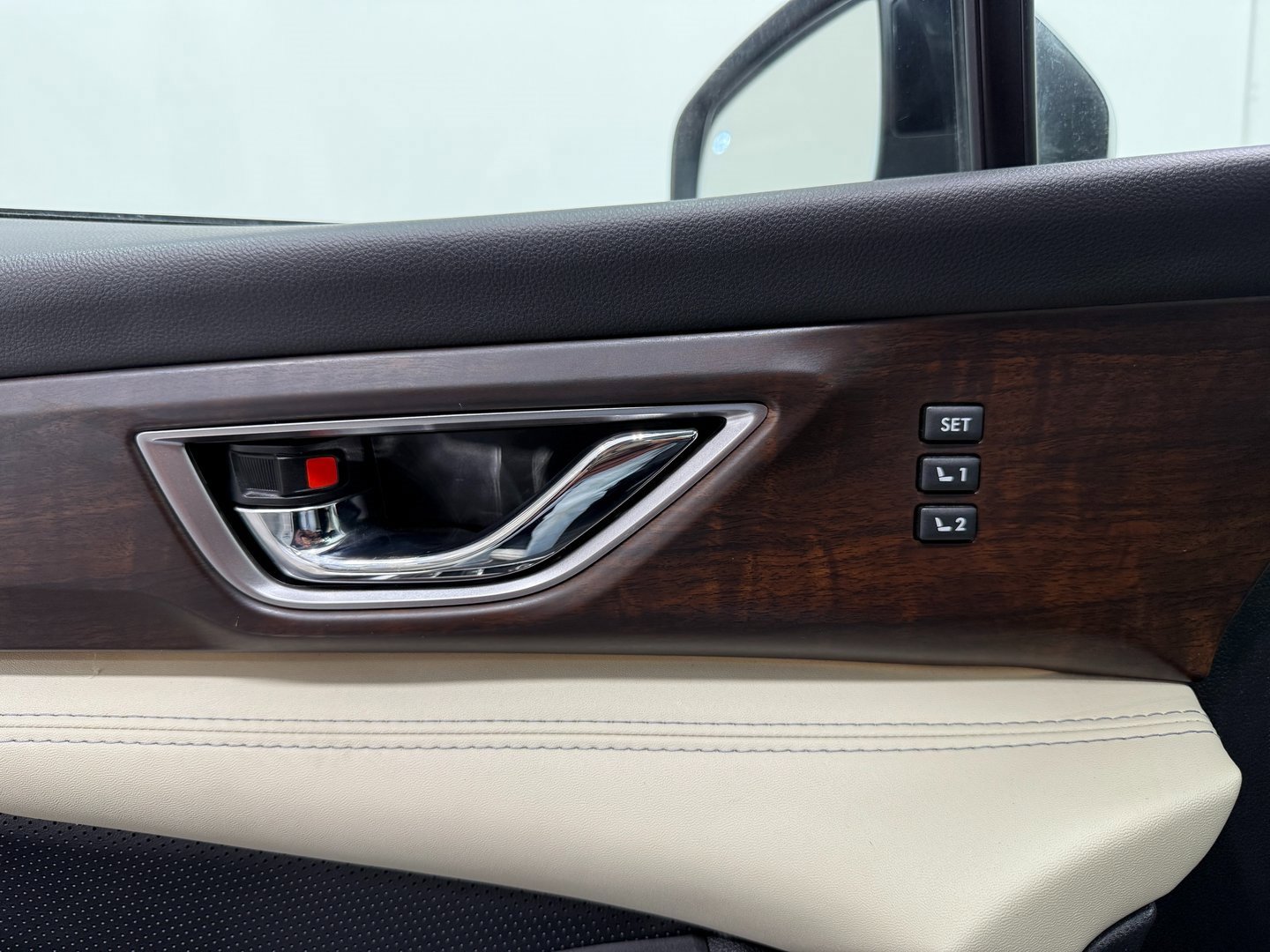 Used 2022 Subaru Ascent Touring w/ Popular Package #2A image 26