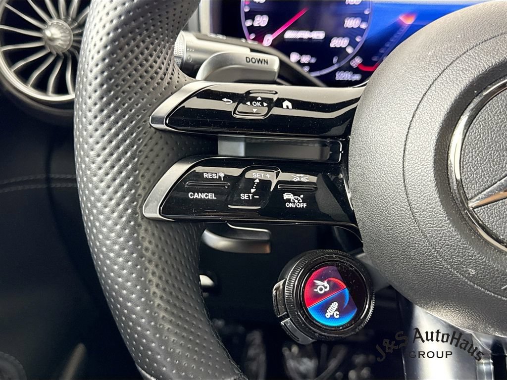 Used 2022 Mercedes-Benz SL 55 AMG 4MATIC image 13
