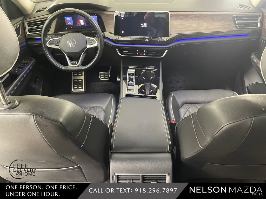 Used 2024 Volkswagen Atlas SEL Premium R-Line image 40