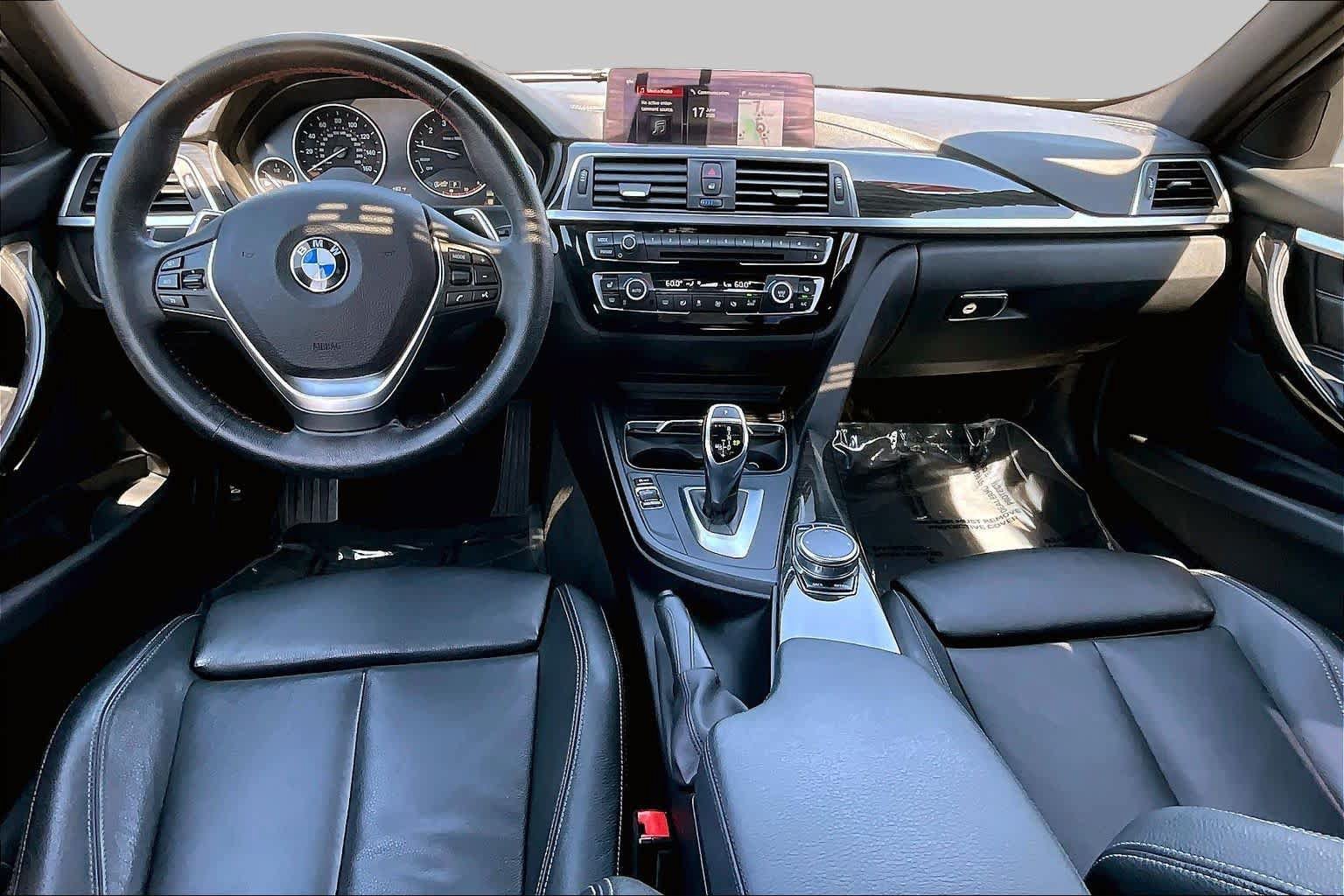 Used 2018 BMW 330i Sedan w/ Convenience Package RWD image 15