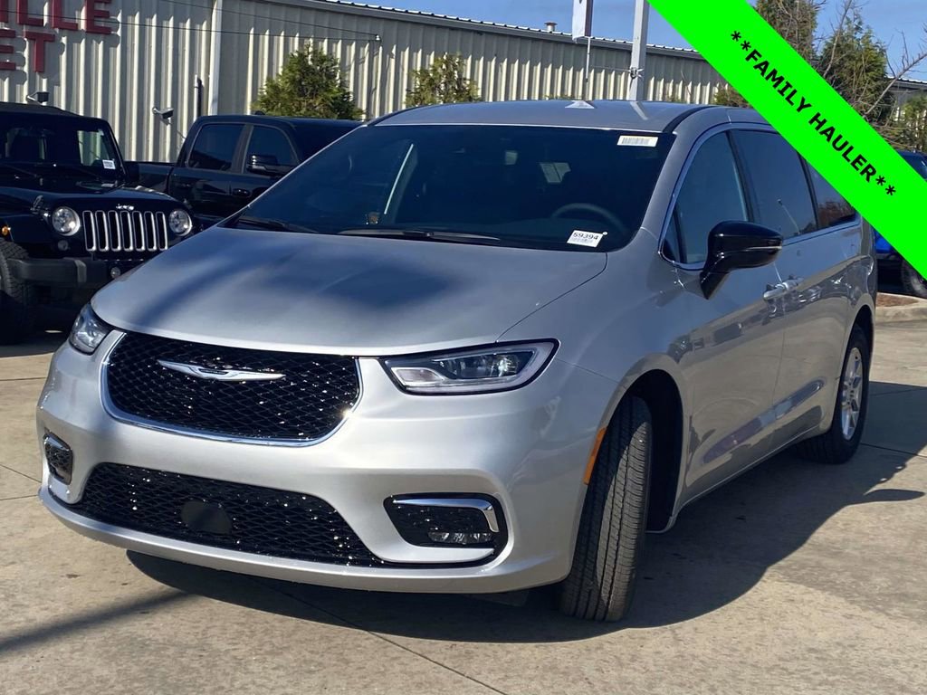 New 2026 Chrysler Pacifica Select image 34