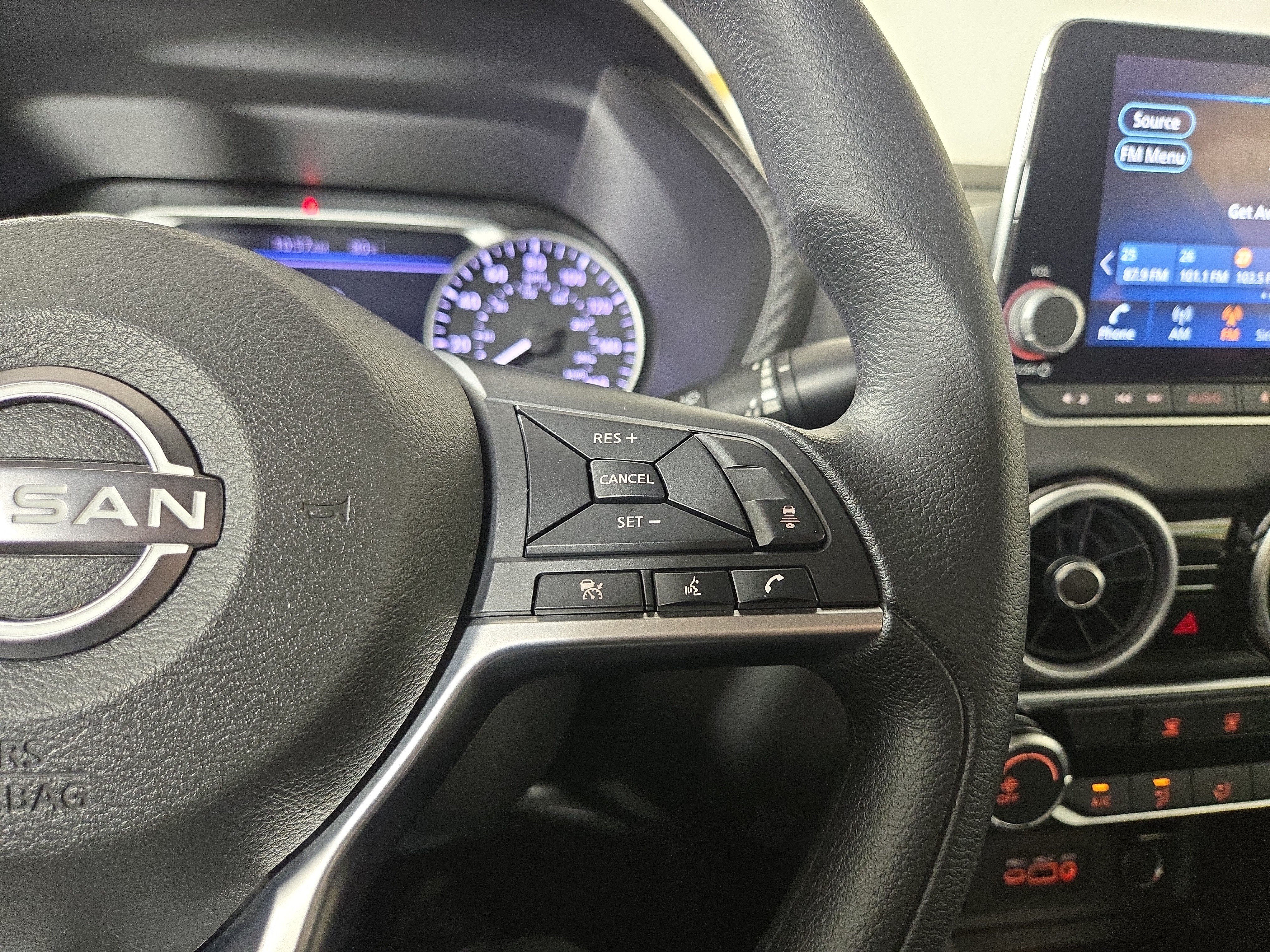 Used 2025 Nissan Sentra SV FWD image 16