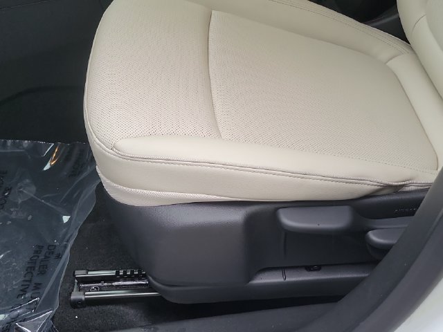 Certified 2025 Buick Encore GX Sport Touring w/ Advanced Technology Package FWD image 21