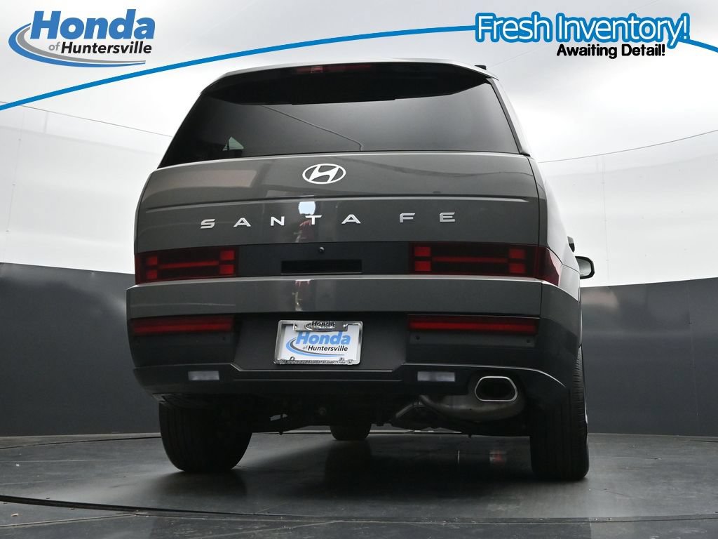 Used 2025 Hyundai Santa Fe SEL FWD image 35