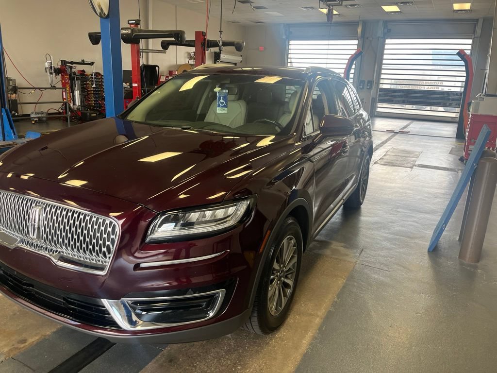 Used 2020 Lincoln Nautilus FWD w/ Equipment Group 101A image 2