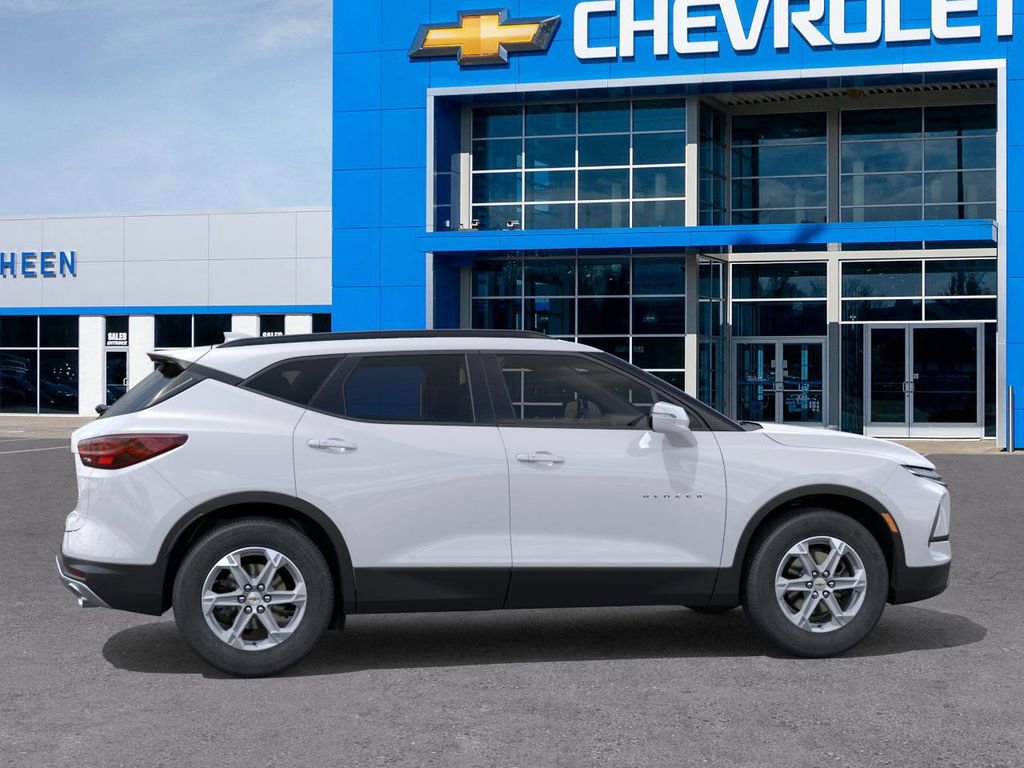 New 2026 Chevrolet Blazer LT image 5