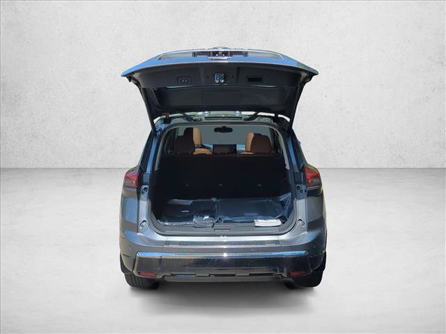 New 2026 Nissan Rogue Platinum w/ Tech Package AWD/4WD image 8