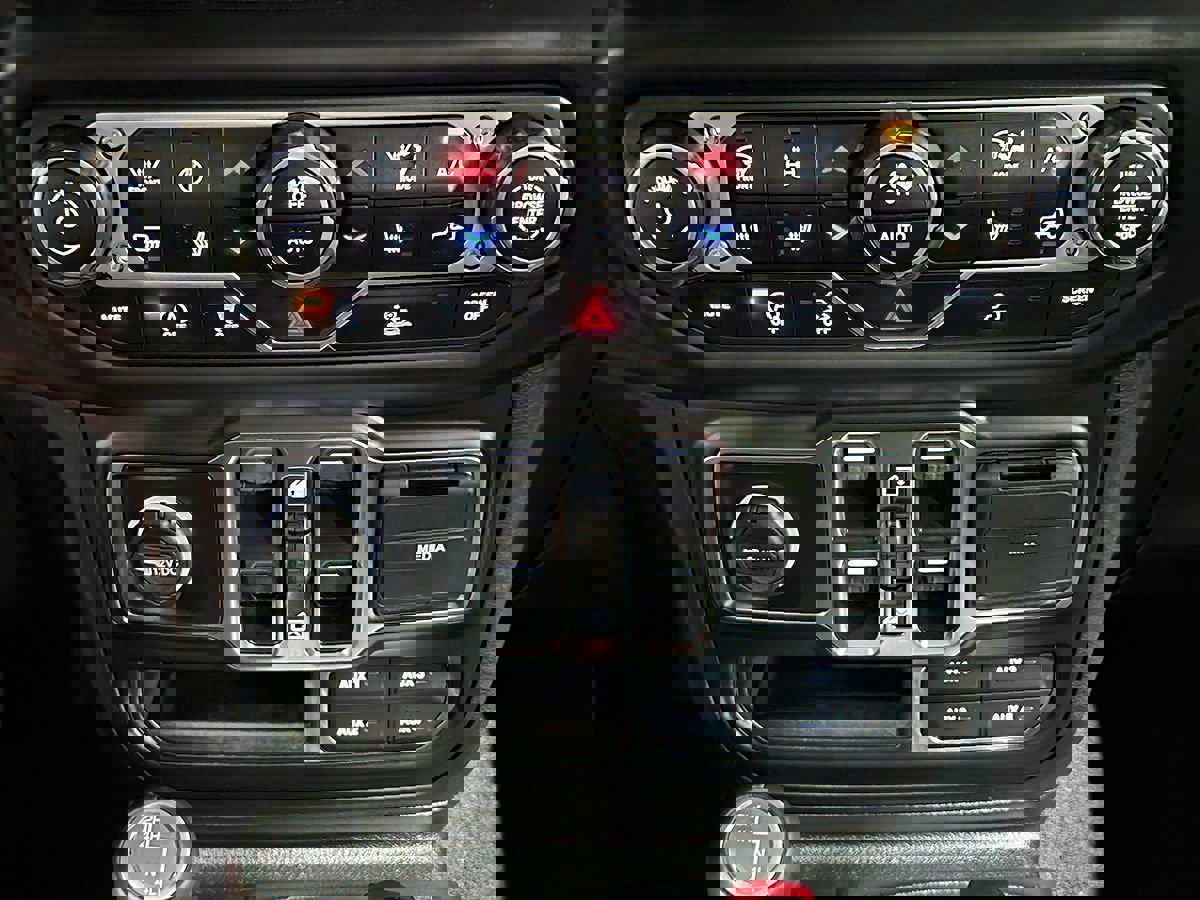 Used 2022 Jeep Gladiator Overland w/ Popular Equipment Package image 38