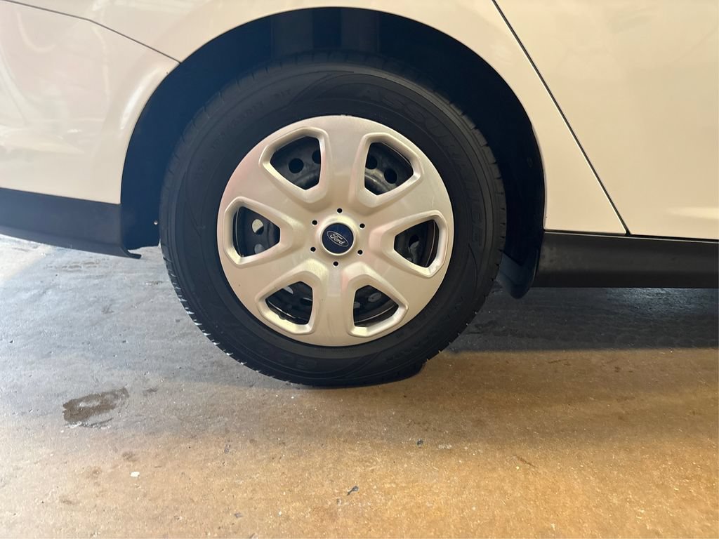 Used 2013 Ford Focus S FWD image 18
