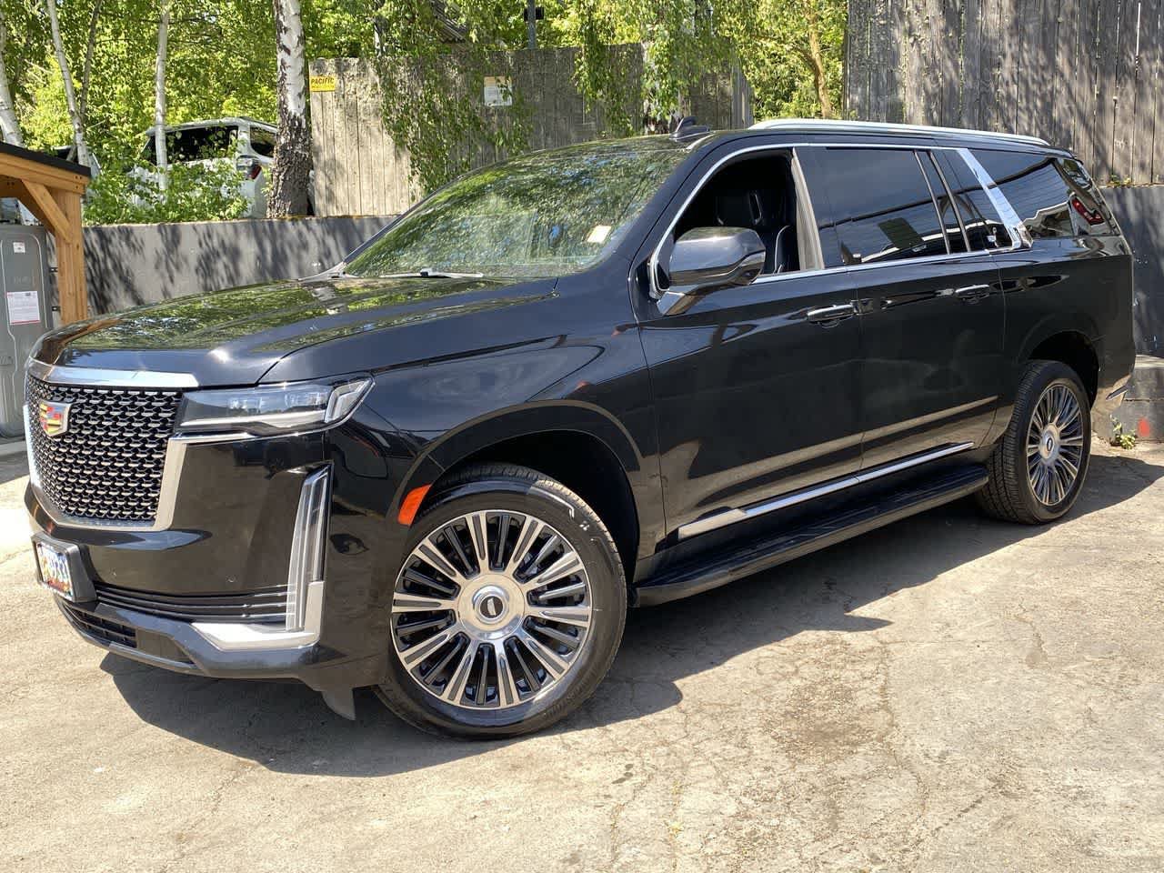 Used 2021 Cadillac Escalade ESV Premium Luxury w/ LPO, Illumination Package AWD/4WD image 1