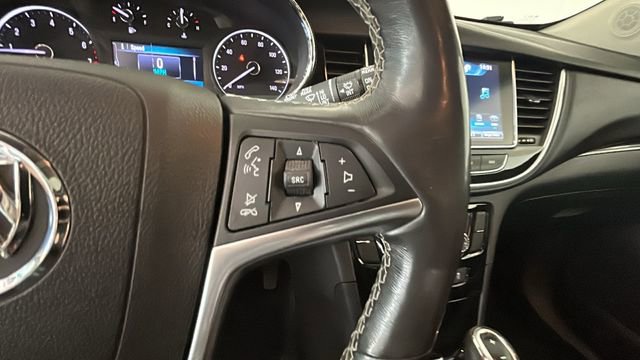 Used 2019 Buick Encore Essence FWD image 17