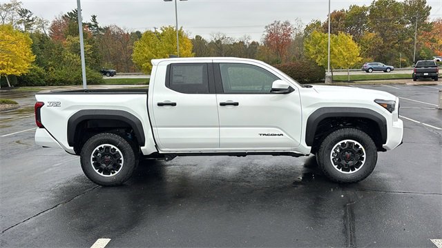 New 2025 Toyota Tacoma TRD Off-Road image 27