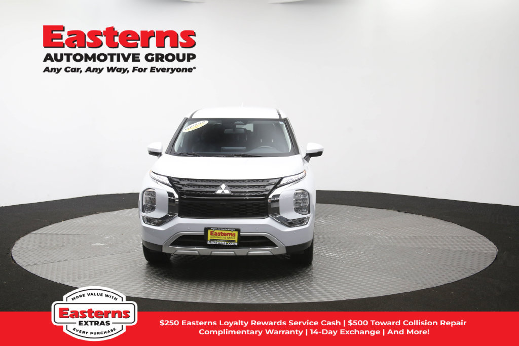 Used 2024 Mitsubishi Outlander SE FWD image 54
