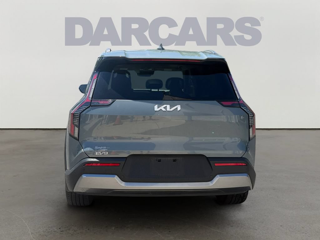 Used 2024 Kia EV9 Wind AWD/4WD image 6