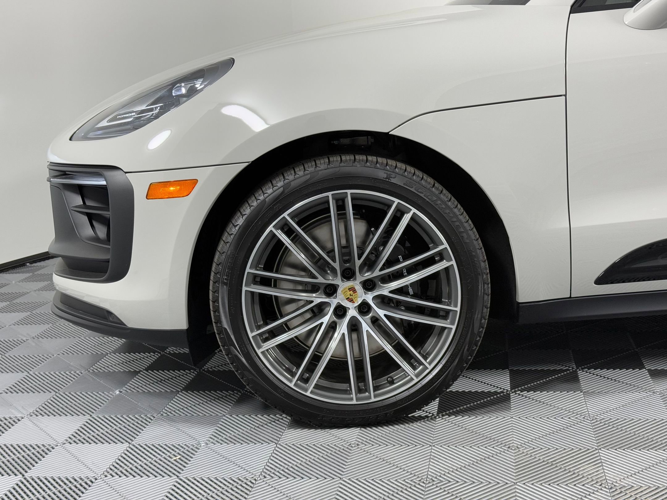 New 2026 Porsche Macan GTS AWD/4WD image 12